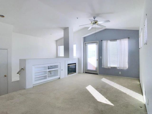 365 Whispering Willow Dr F, Santee, CA 92071