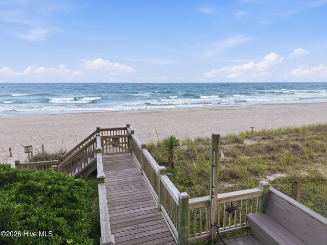 4110 Island Drive 506, N Topsail Beach, NC 28460