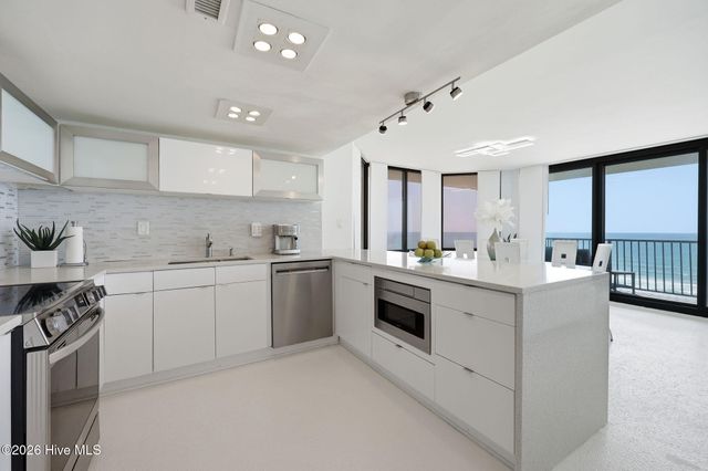 4110 Island Drive 506, N Topsail Beach, NC 28460