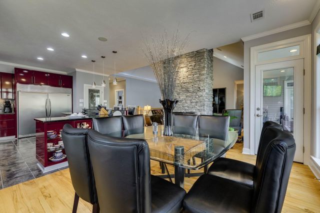 205 Pirates Cove, Mc Cormick, SC 29835