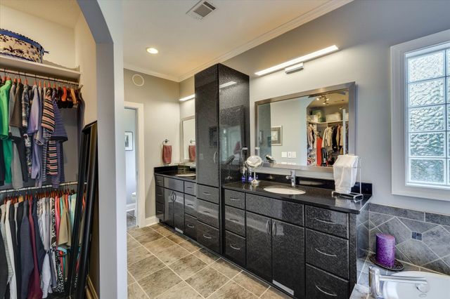 205 Pirates Cove, Mc Cormick, SC 29835