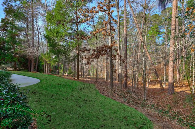 205 Pirates Cove, Mc Cormick, SC 29835