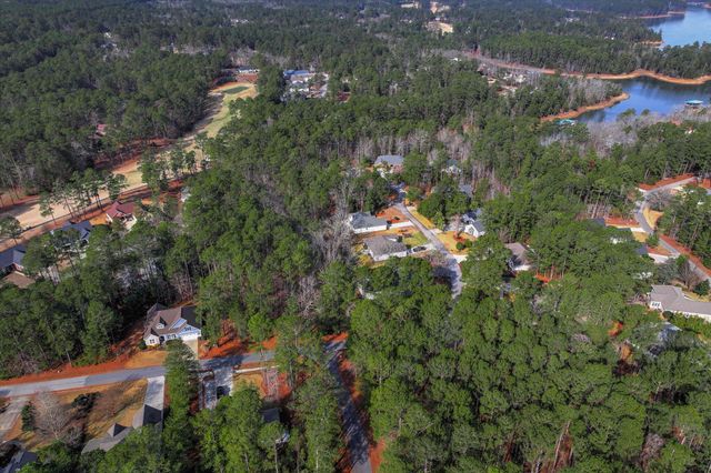 205 Pirates Cove, Mc Cormick, SC 29835