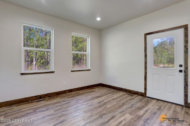 12455 E Soapstone Road, Palmer, AK 99645