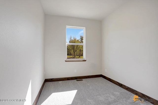 12455 E Soapstone Road, Palmer, AK 99645