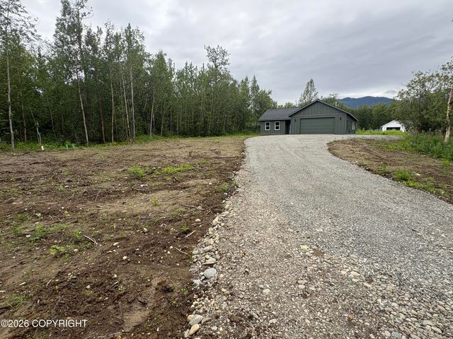12455 E Soapstone Road, Palmer, AK 99645