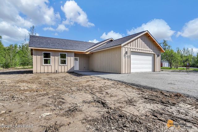 12455 E Soapstone Road, Palmer, AK 99645