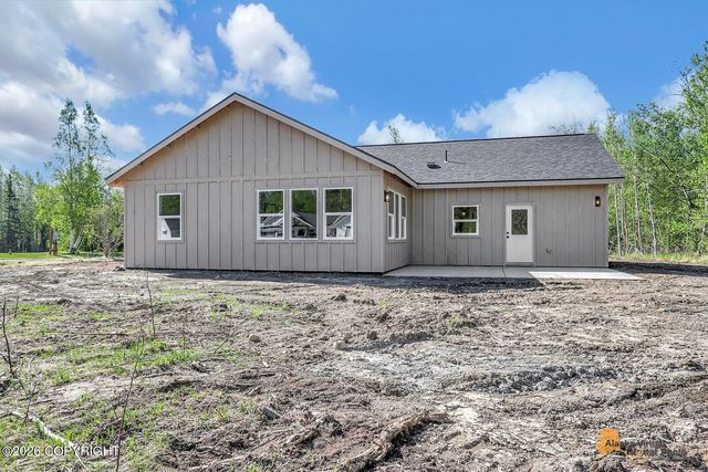 12455 E Soapstone Road, Palmer, AK 99645