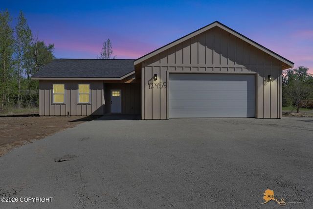 12455 E Soapstone Road, Palmer, AK 99645
