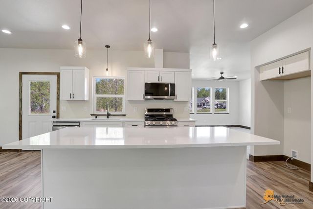 12455 E Soapstone Road, Palmer, AK 99645