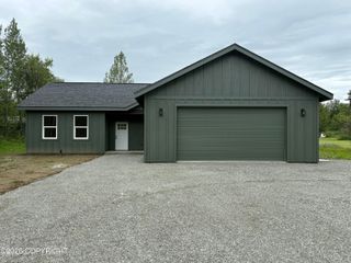 12455 E Soapstone Road, Palmer, AK 99645