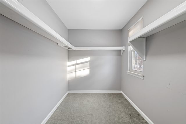 21053 E Glen Haven Circle, Northville, MI 48167