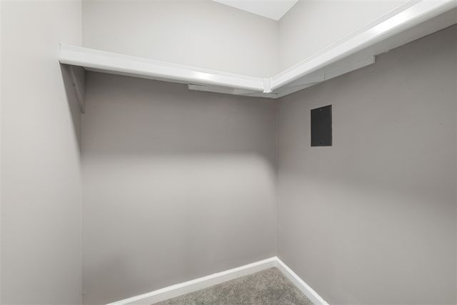 21053 E Glen Haven Circle, Northville, MI 48167