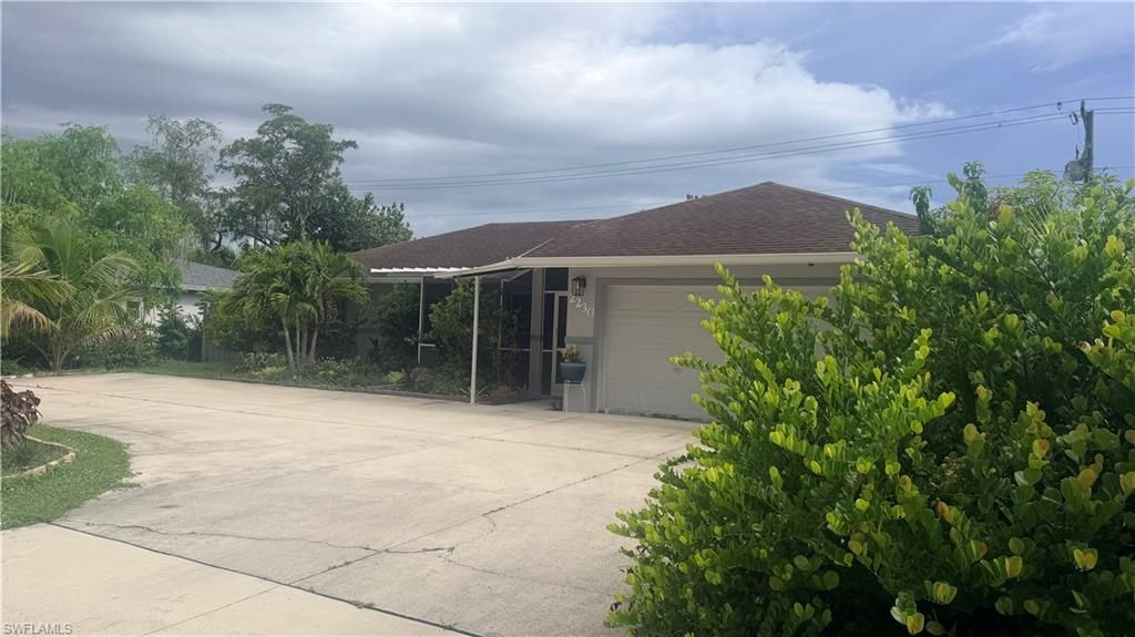 2230 Crystal DR, FORT MYERS, FL 33907 — photo 5