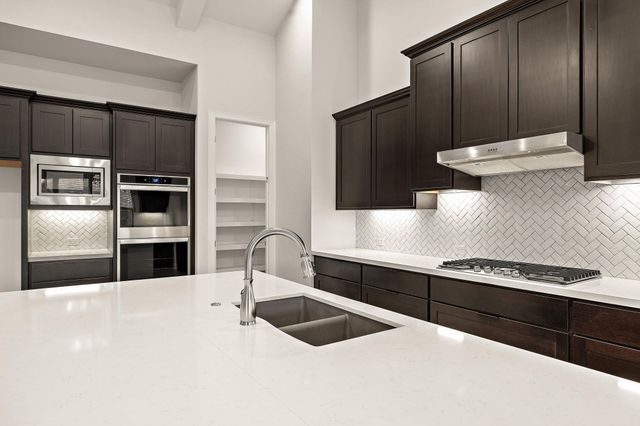 280 Wellborn RD, Liberty Hill, TX 78642