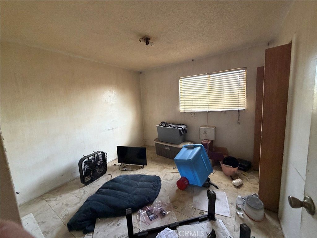 Image 10 of property listing at 1431 Alamitos Avenue, Long Beach, CA 90813