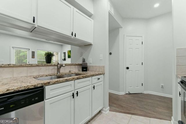 1250 Parkwood Circle SE 1214, Atlanta, GA 30339