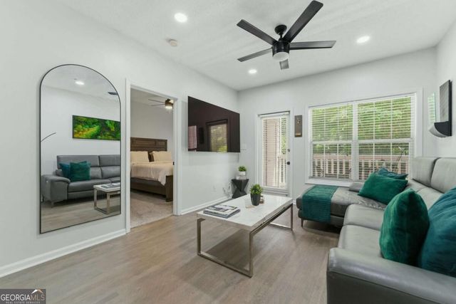 1250 Parkwood Circle SE 1214, Atlanta, GA 30339