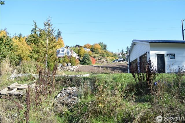 16100 40th Place, Bellingham, WA 98229