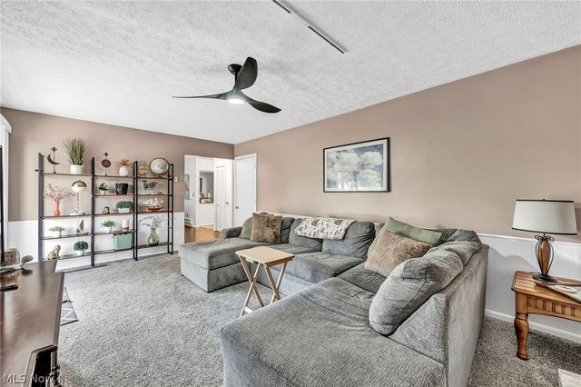 3701 Leavitt Road, Lorain, OH 44053