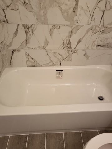 1227 S Harlem Avenue 215, Berwyn, IL 60402