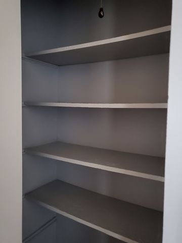 1227 S Harlem Avenue 215, Berwyn, IL 60402