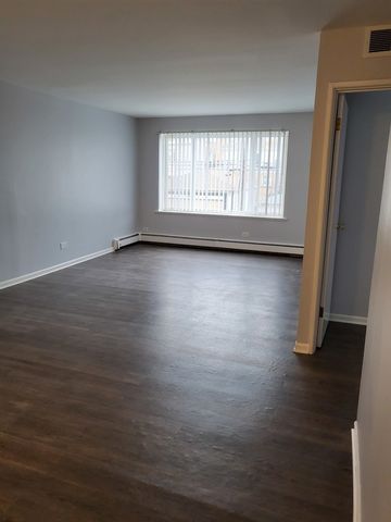 1227 S Harlem Avenue 215, Berwyn, IL 60402