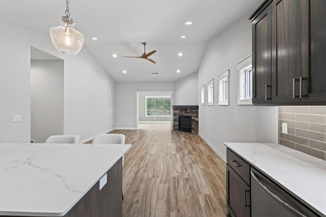 1092 Legend Lane, River Falls, WI 54022