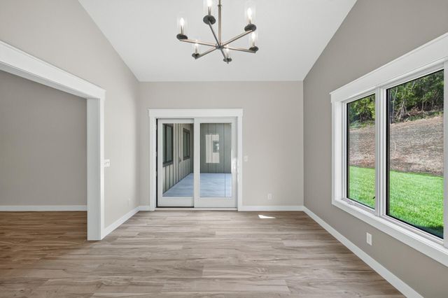 1092 Legend Lane, River Falls, WI 54022