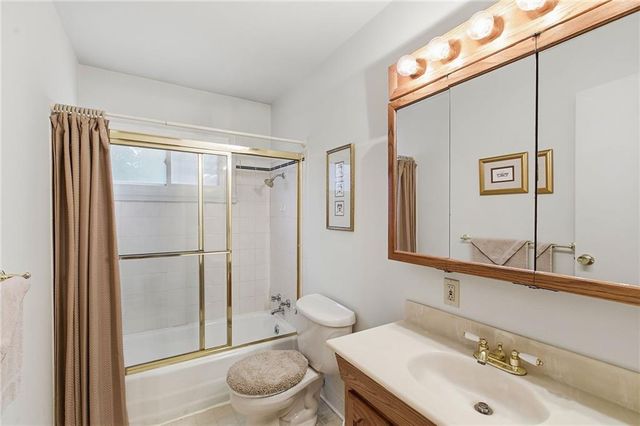10015 Kessler Street, Overland Park, KS 66212