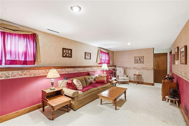 10015 Kessler Street, Overland Park, KS 66212