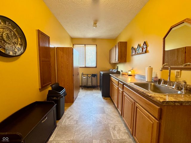 108 S County Road 750 E, Dugger, IN 47848