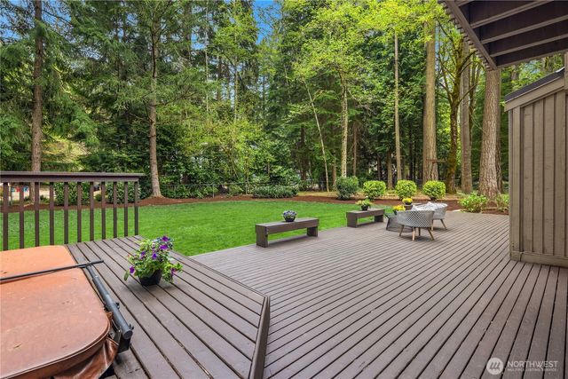 22542 NE 46th Street, Redmond, WA 98053