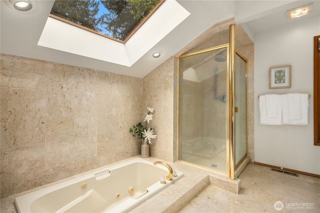 22542 NE 46th Street, Redmond, WA 98053