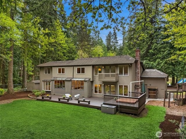 22542 NE 46th Street, Redmond, WA 98053