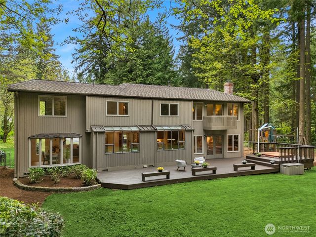 22542 NE 46th Street, Redmond, WA 98053