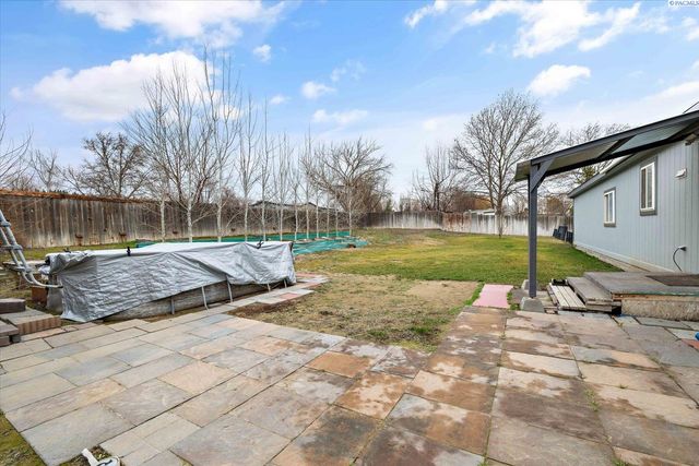 27404 E Ambassador Pr Ne, Benton City, WA 99320