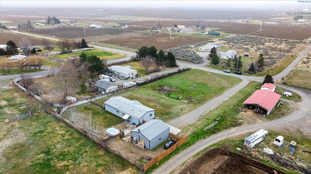 27404 E Ambassador Pr Ne, Benton City, WA 99320