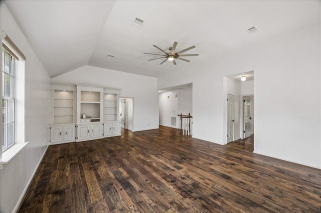 831 Live Oak Lane, Seabrook, TX 77586