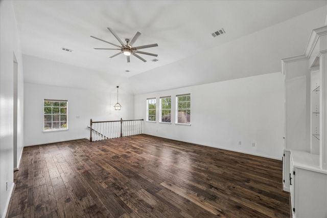 831 Live Oak Lane, Seabrook, TX 77586