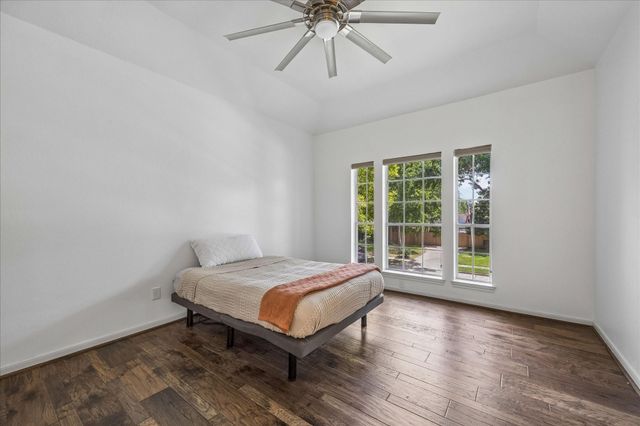 831 Live Oak Lane, Seabrook, TX 77586