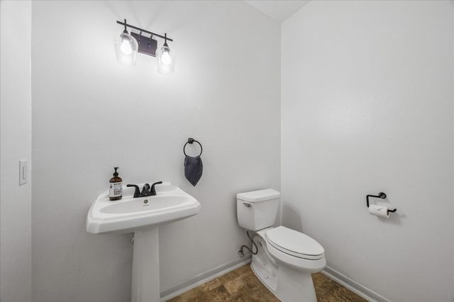 831 Live Oak Lane, Seabrook, TX 77586