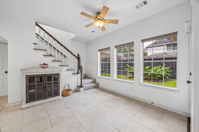 831 Live Oak Lane, Seabrook, TX 77586