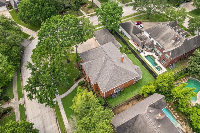 831 Live Oak Lane, Seabrook, TX 77586