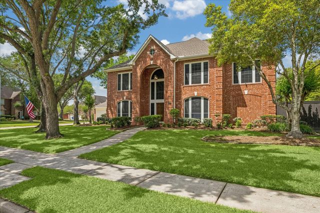 831 Live Oak Lane, Seabrook, TX 77586