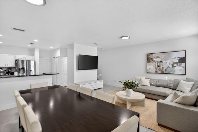 4718 Monarch Way, Coconut Creek, FL 33073