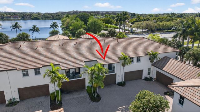 4718 Monarch Way, Coconut Creek, FL 33073