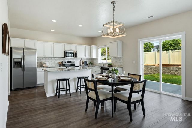3794 W Peak Cloud Ct, Meridian, ID 83642