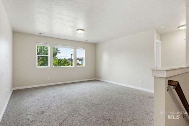 3794 W Peak Cloud Ct, Meridian, ID 83642