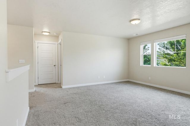 3794 W Peak Cloud Ct, Meridian, ID 83642